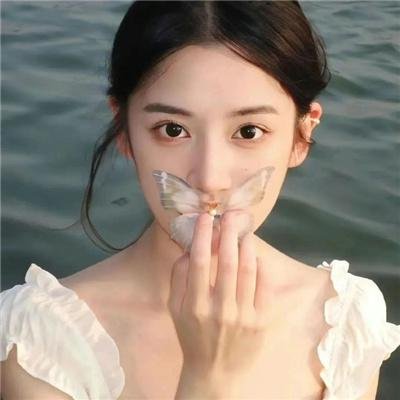 竹马其外,天降其中